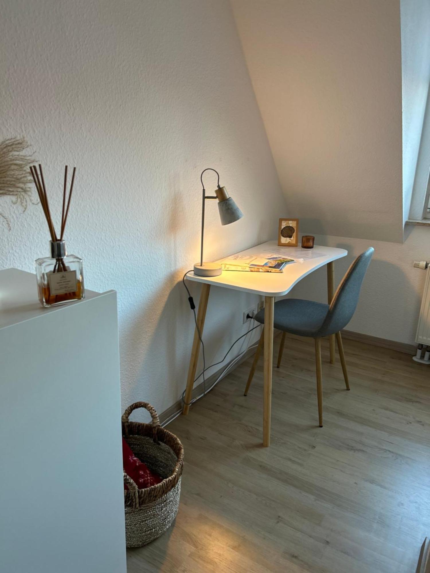 Gemuetliches Altstadtapartment Mit Balkon Und Smart Tv Erfurt Exterior photo